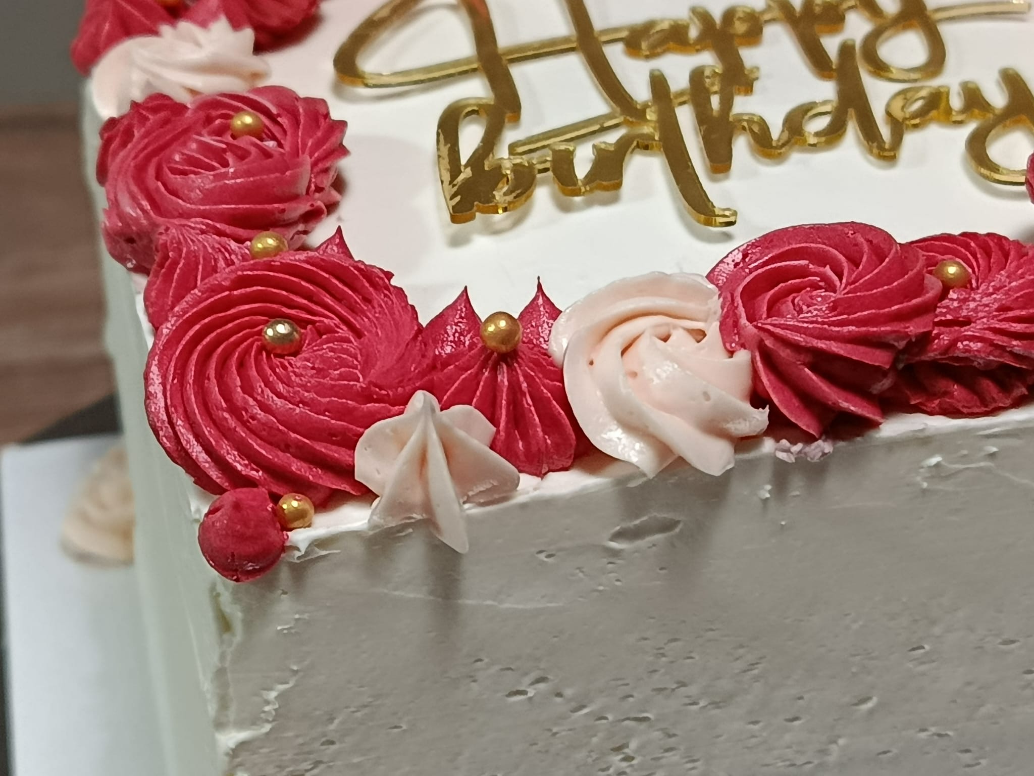 TORTA DECORATA CON SAC A POCHE