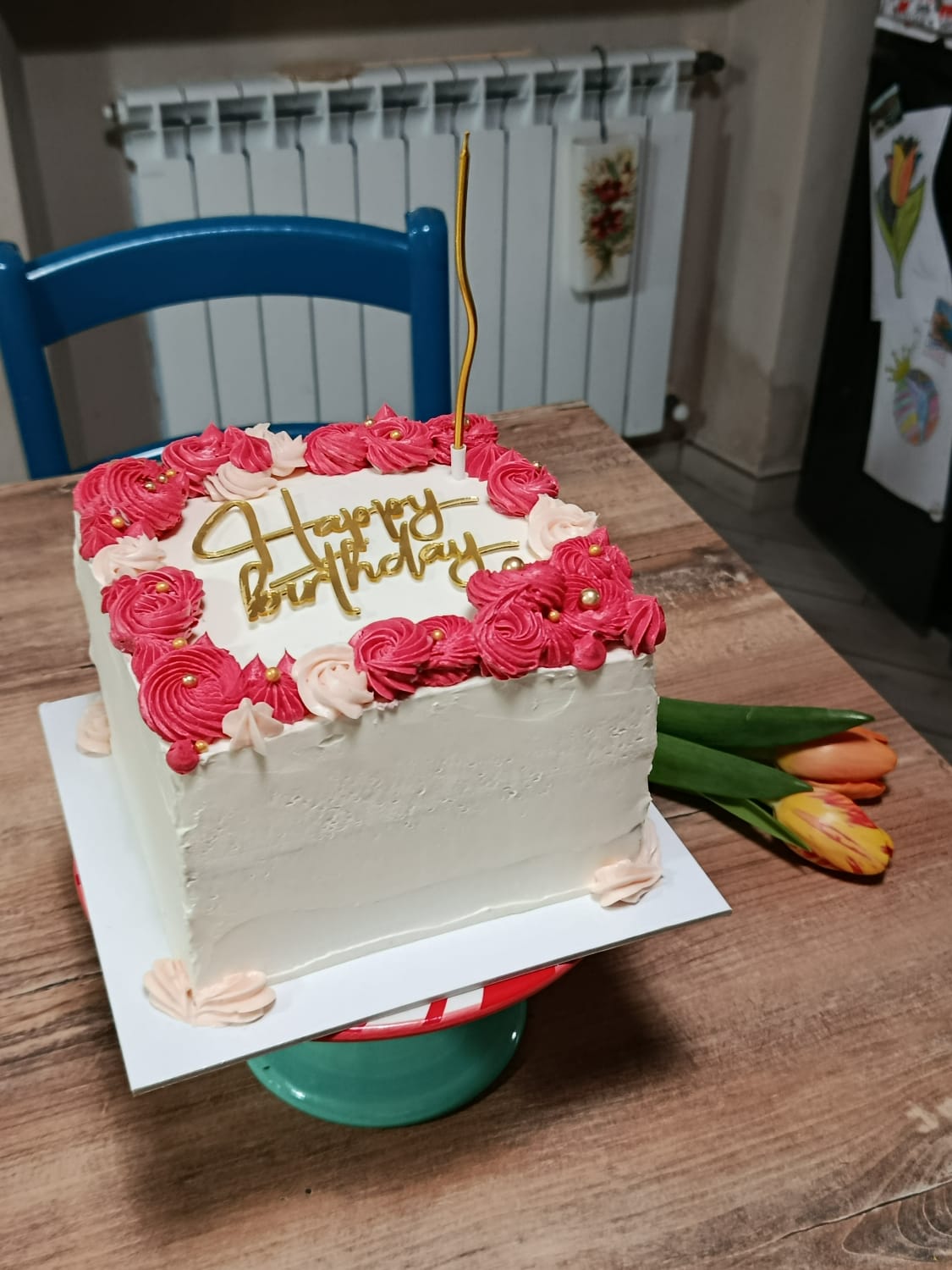 TORTA DECORATA CON SAC A POCHE